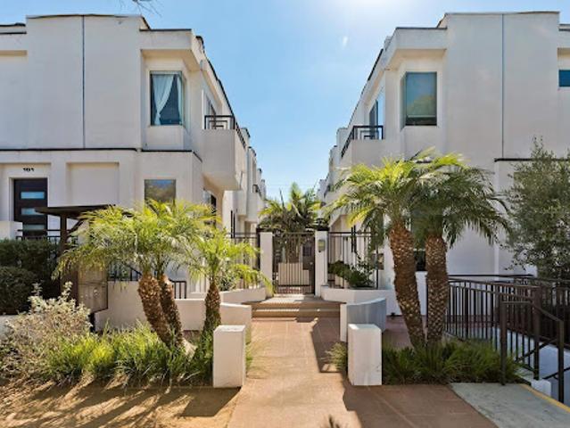 Apartment for sale in Santa Monica, California