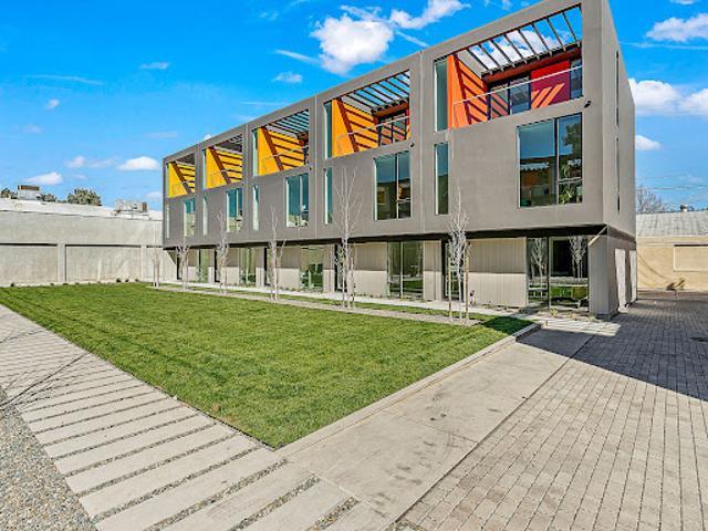 Apartment for sale in Sacramento