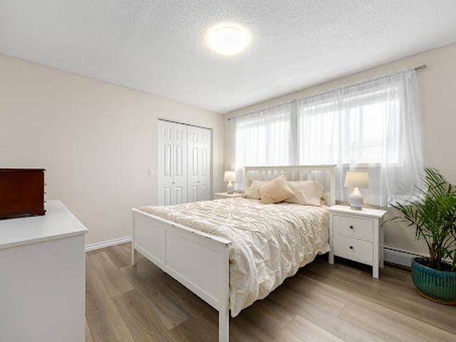Apartment for sale in Airdrie, Alberta
