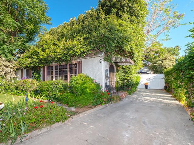 Apartment for sale in Riverside, California