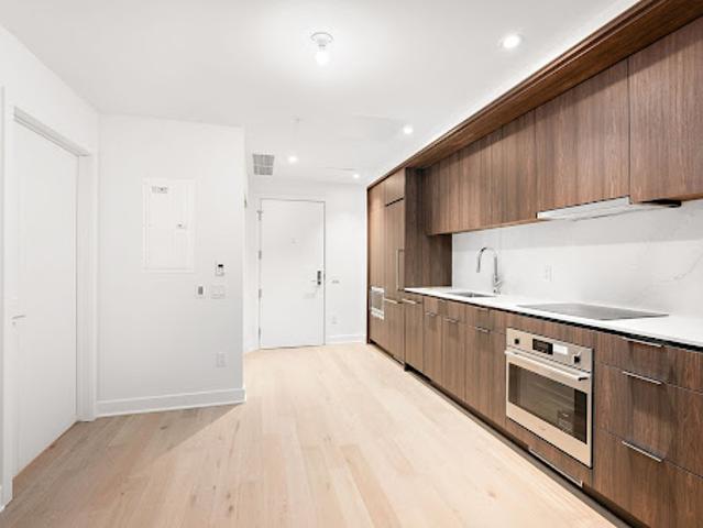 Apartment for sale in St. Leonard's, Quebec