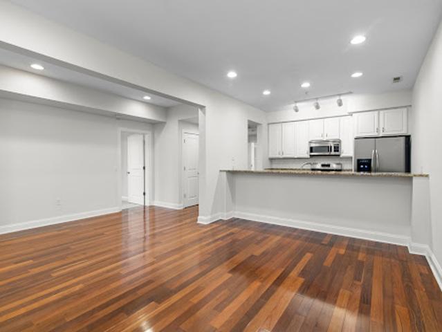 Apartment for sale in Philadelphia