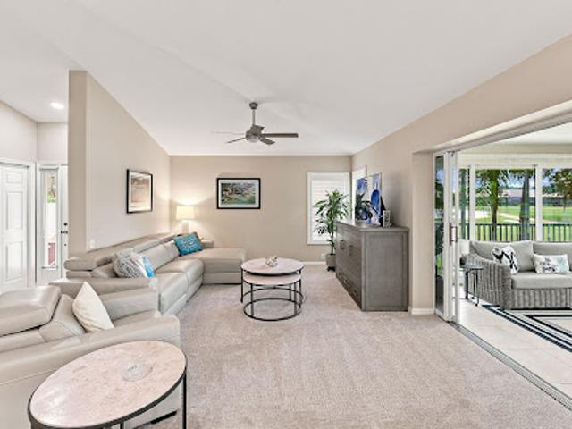 Apartment for sale in Bonita Springs, Florida