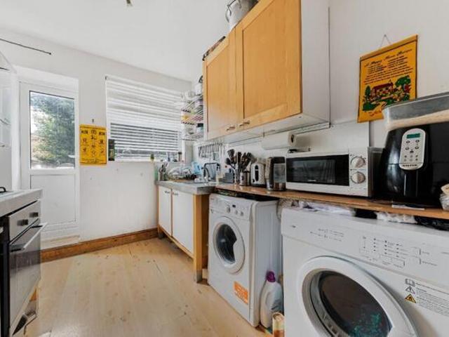 Apartment for sale in Croydon, Selhurst