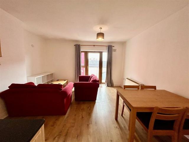 Apartment to rent in Leitrim, Connacht