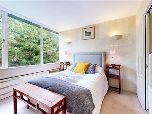 Apartment for sale in Bluebell, North Tipperary