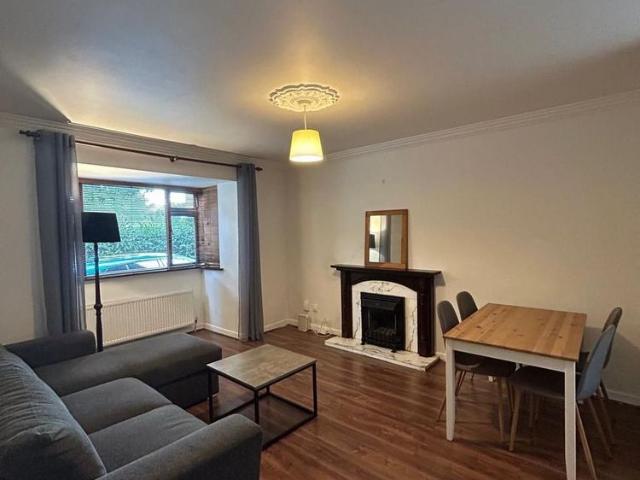 Apartment to rent in Bluebell, North Tipperary