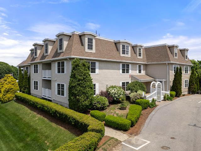 Apartment for sale in Gloucester, Massachusetts