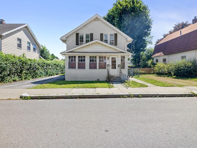 Apartment for sale in Worcester, Massachusetts