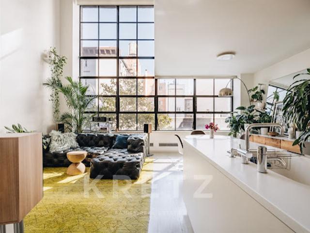 Apartment for sale in Arverne, New York
