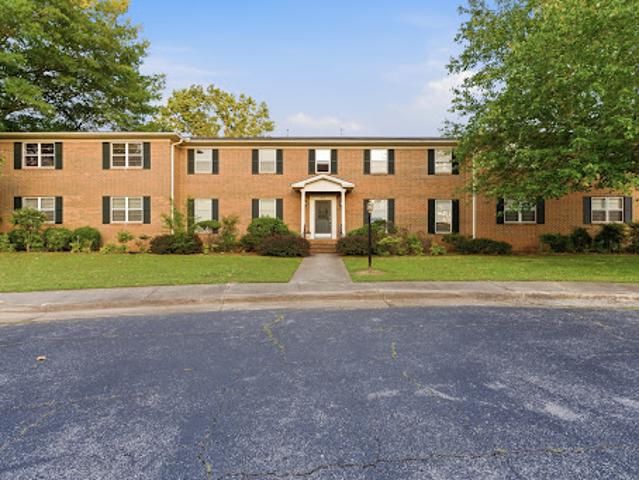 Apartment for sale in Huntsville, Alabama
