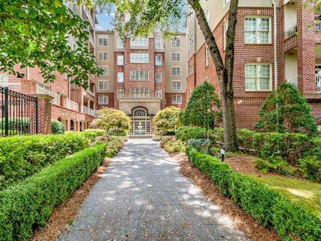Apartment for sale in Atlanta