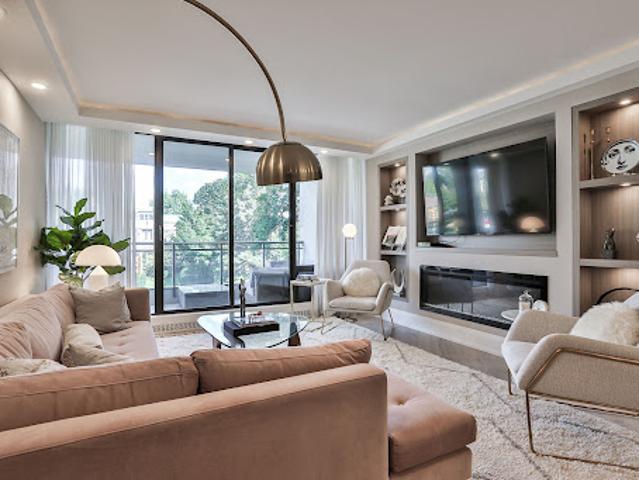 Apartment for sale in Woburn, Ontario