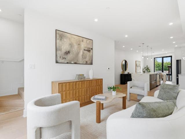 Apartment for sale in Washington, Washington DC