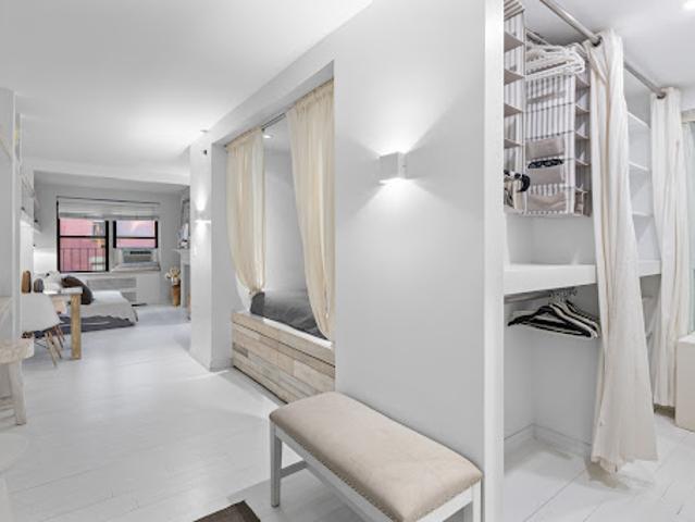 Apartment for sale in Arverne, New York