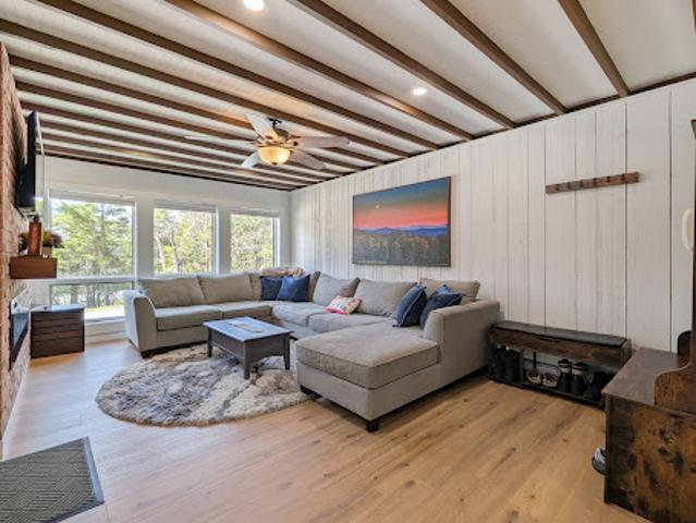 Apartment for sale in West Dover, Vermont