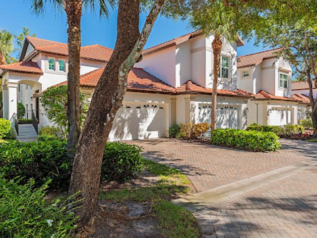 Apartment for sale in Naples, Florida