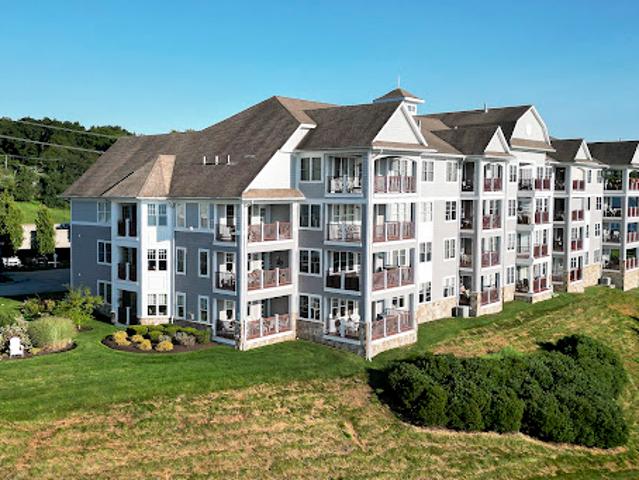 Apartment for sale in Tiverton, Rhode Island