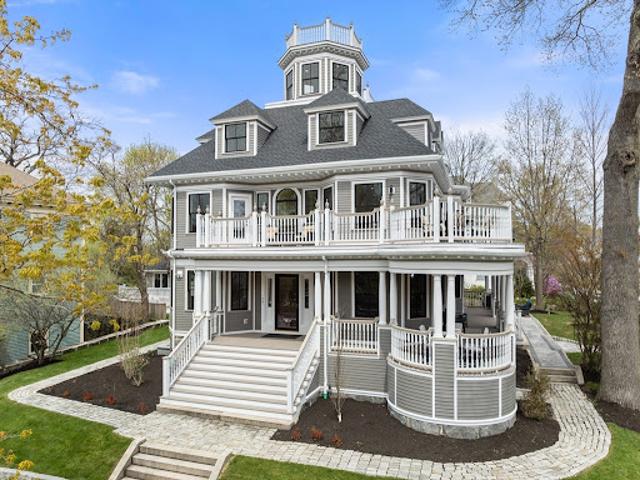Apartment for sale in Boston, Massachusetts
