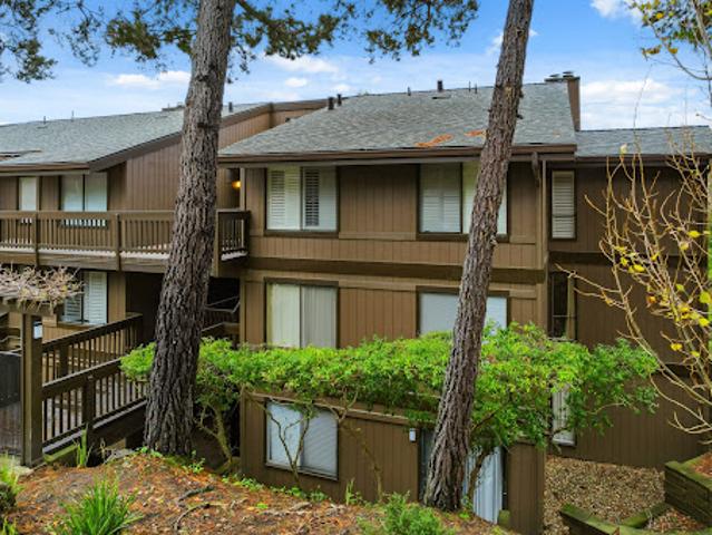 Apartment for sale in San Mateo, California