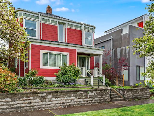 Apartment for sale in Tacoma, Washington