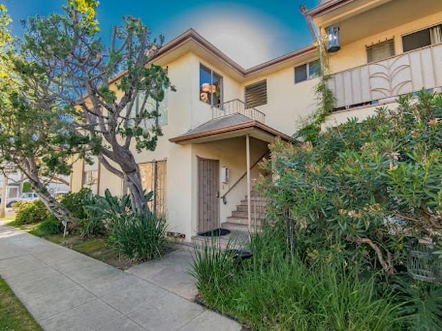 Apartment for sale in Long Beach, California