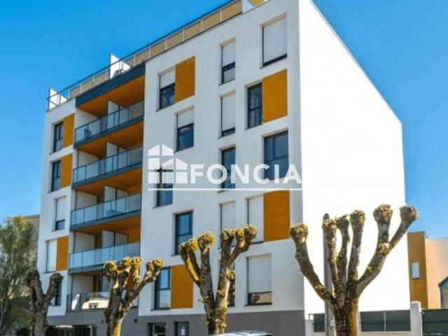 Appartement location à Gare-Senelle-Pont de Paris, Laval