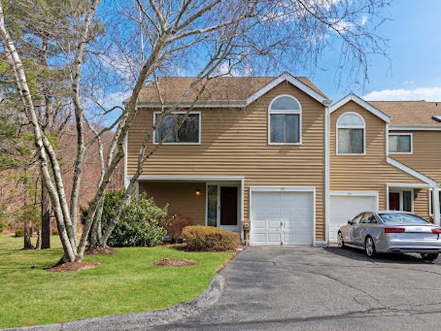 Apartment for sale in Chappaqua, New York
