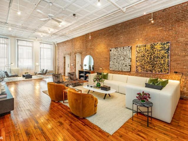 Apartment for sale in Arverne, New York