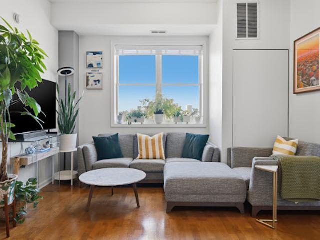 Apartment for sale in Chicago, Cook County