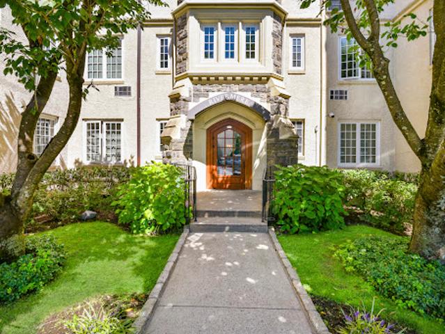 Apartment for sale in Eastchester, New York
