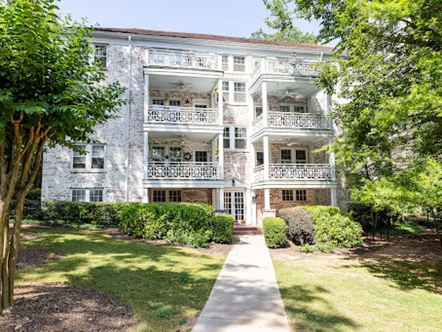 Apartment for sale in Decatur, Georgia