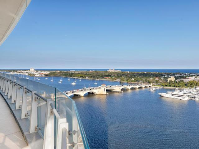 Apartment for sale in West Palm Beach