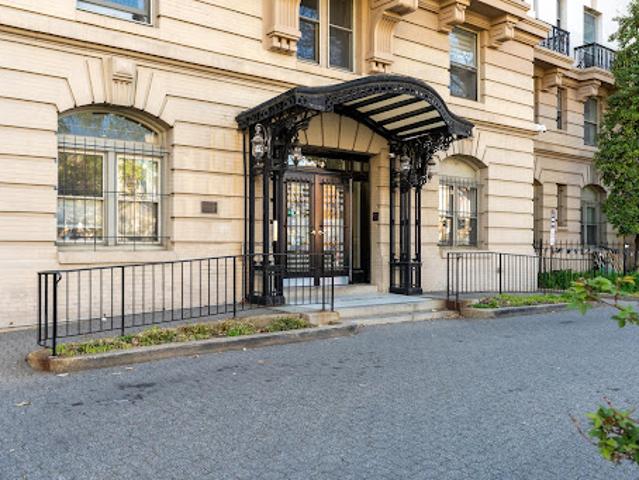 Apartment for sale in Washington, Washington DC