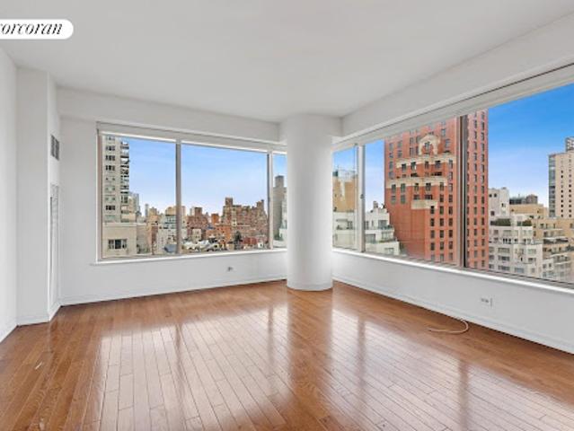 Apartment for sale in Arverne, New York