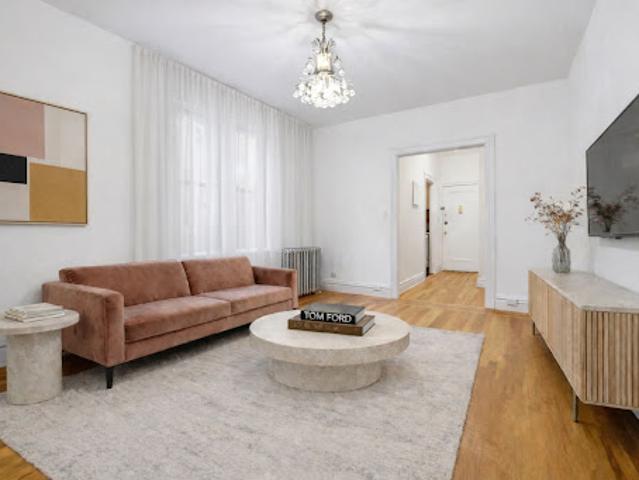Apartment for sale in Hudson, New Jersey