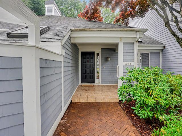 Apartment for sale in Westport, Connecticut