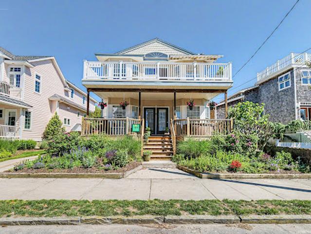 Apartment for sale in Ocean City, New Jersey