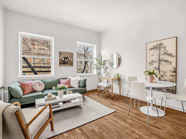 Apartment for sale in Arverne, New York