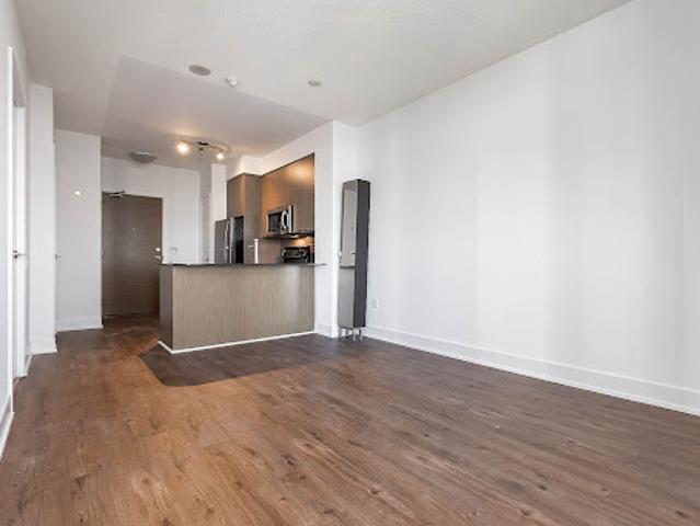 Apartment for sale in Woburn, Ontario