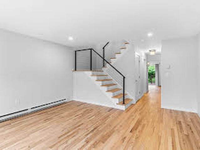 Apartment for sale in Stamford