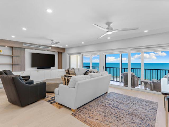 Apartment for sale in Naples, Florida