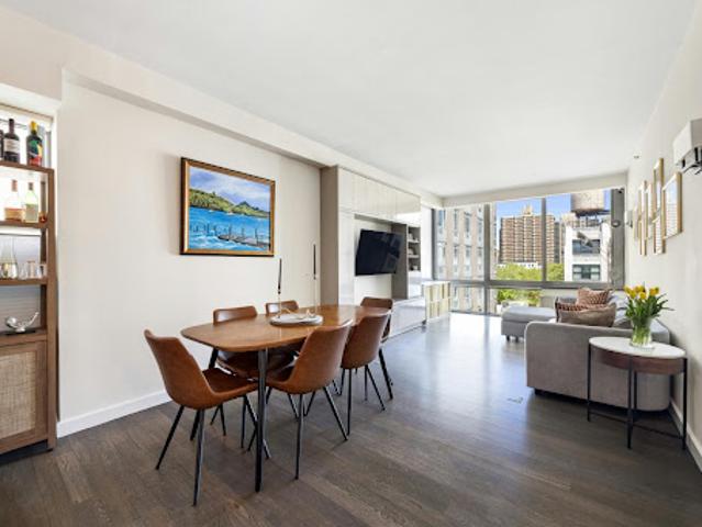 Apartment for sale in Arverne, New York