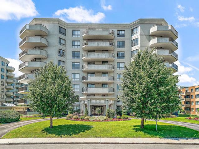 Apartment for sale in Saint Laurent, Quebec