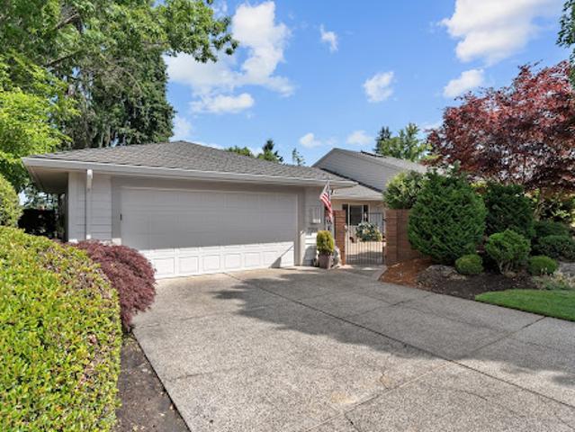 Apartment for sale in Wilsonville