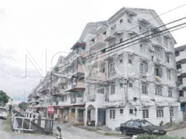 Apartment for sale in Malaka