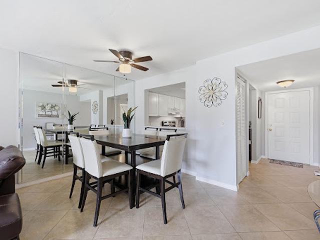 Apartment for sale in Naples, Florida
