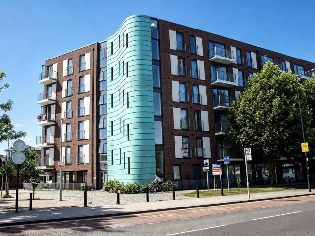 Apartment for rent in Hughesfield Estate, Greater London