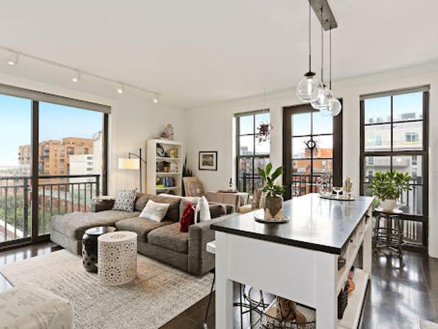 Apartment for sale in Washington, Washington DC