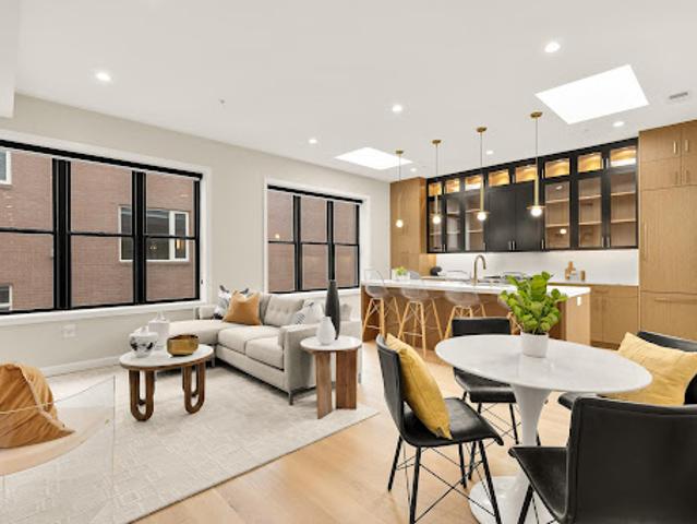 Apartment for sale in Washington, Washington DC